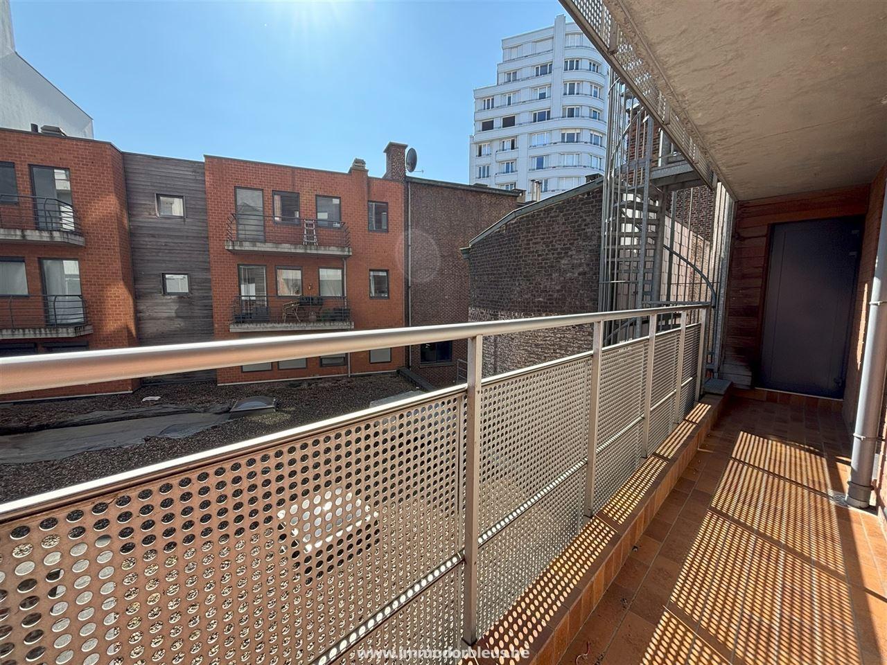 a-vendre-appartement-lige-3000-15.jpg