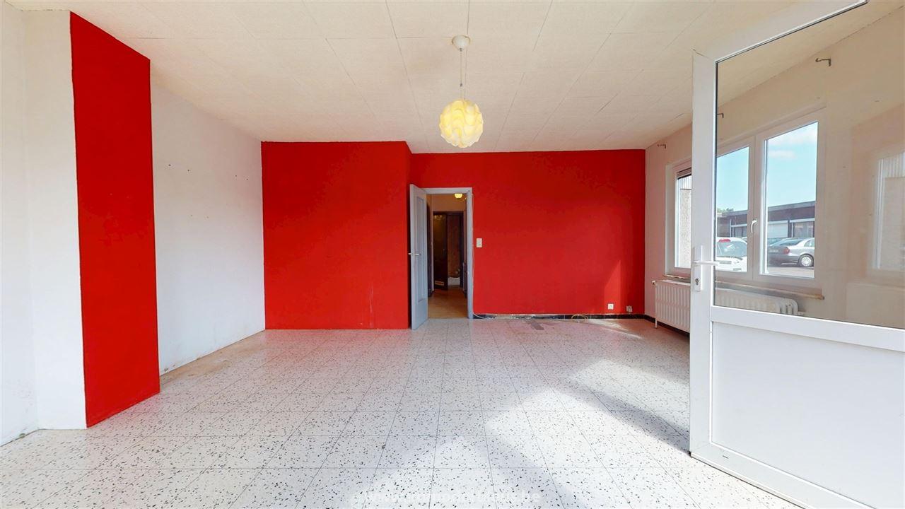 a-vendre-appartement-jemeppe-sur-meuse-3043-4.jpg